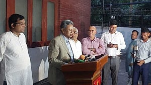 নির্বাচিত সংসদ ছাড়া সংখ্যানুপাতিক নিয়ে সিদ্ধান্তের ‘সুযোগ নেই’: খসরু