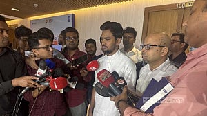 Law enforcers ‘did well’ in Gopalganj: Asif Mahmud