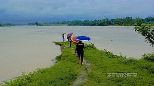 Gomti water rising in Cumilla, flood alert issued