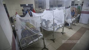 Dengue patients pack hospital ward