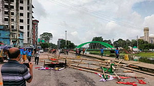 গোপালগঞ্জে সহিংসতা: এবার সড়কে প্রতিবন্ধকতার মামলা, আসামি ৪৭৭
