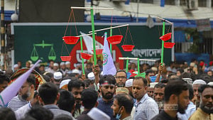জামায়াত কি আসলেই ক্ষমতার দোরগোড়ায়?