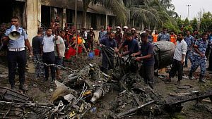 Fighter jet crashes into Dhaka school, kills 20