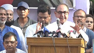 Mirza Abbas accuses interim govt of “political bias”