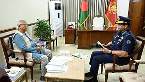Air Force chief meets Yunus