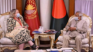 Yunus urges UN to help combat disinformation
