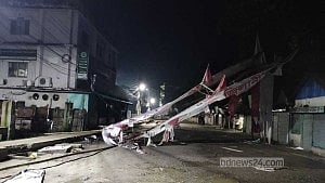 গোপালগঞ্জে সংঘাত-প্রাণহানি এড়ানো গেল না কেন? কী বলছেন বিশ্লেষকরা