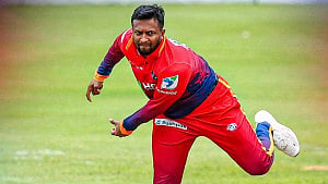 আবার উইকেটশূন্য সাকিব, ব্যাটিংয়েও ব্যর্থ