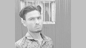 ভোলায় সাপের খেলা দেখাতে গিয়ে কামড়ে প্রাণ গেল যুবকের