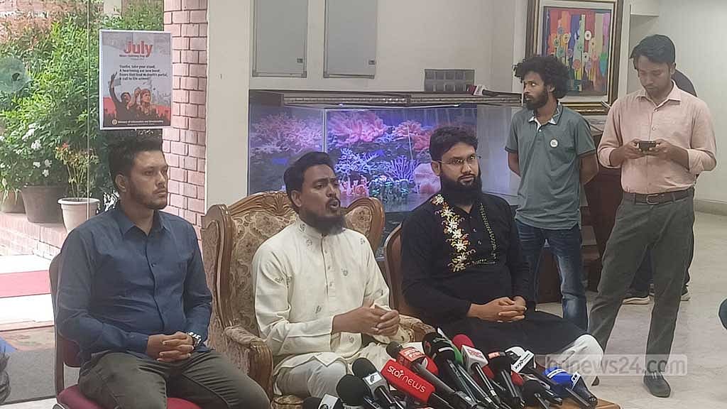 জাতীয় নাগরিক পার্টির (এনসিপি) আখতার হোসেন।