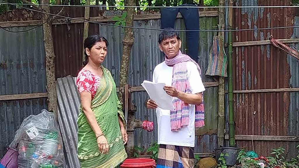  ‘আমারও গল্প আছে’ নাটকের দৃশ্য। ছবি: পরিচালকের সৌজন্যে। 