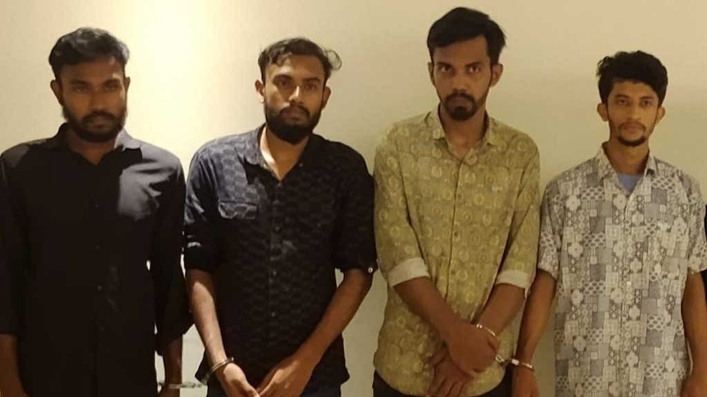 গুলশানে চাঁদাবাজির ঘটনায় গ্রেপ্তার চারজন।