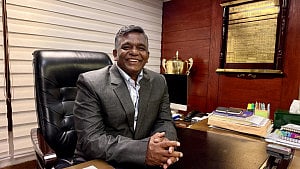 BCB chief defends advisor picks