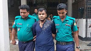 মামলার সাক্ষী, তবে ঘটনার ‘কিছুই জানে না’