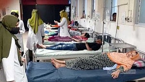 Over 100 hospitalised after drinking water at Gazipur factory