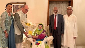 Outgoing German envoy meets Khaleda
