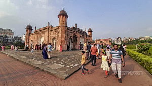 ঈদে লালবাগ কেল্লায়