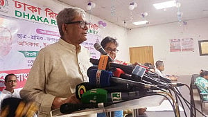 Fakhrul questions surging Swiss bank deposits