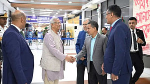 Yunus returns from Japan