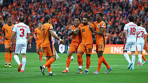 Depay equals scoring record as Dutch thrash Malta