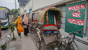 A rickshaw garage on the footpath