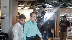 Special Assistant Aminul Islam resigns