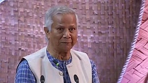 Yunus urges unity, vigilance to protect women