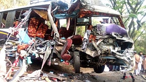 5 die in Ctg road crash on Eid Day