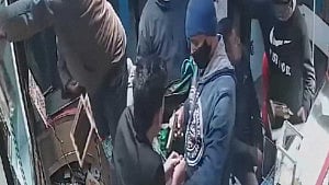 Danger after dark: night robberies shake Dhaka-Chattogram Highway