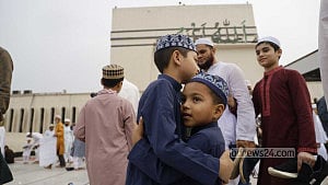 Thousands gather for first Eid prayers at Baitul Mukarram