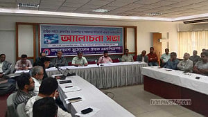 Faiz Ahmad assures mobile operators of dark fibre