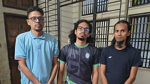 3 Hizb ut-Tahrir members arrested before Baitul Mukarram programme