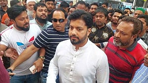 ইশরাকের শপথ: ইসি বলছে তাদের কাজ শেষ, বাকিটা মন্ত্রণালয়ের