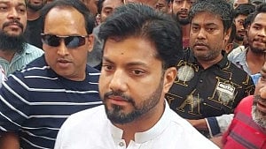 Ishraque demands trial of 3 former CECs