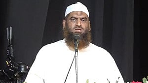 হাসিনা ফেরাউন-নমরুদের মত আচরণ করেছিল: ঢাবিতে মামুনুল হক