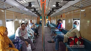 ‘Metro-style’ Dhaka-N’ganj commuter train launched