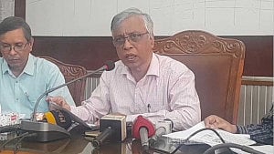 পাঠ্যবইয়ের কাগজ কেনায় রাখাল রাহার সম্পর্ক নেই: এনসিটিবি চেয়ারম্যান