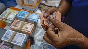 নতুন নোটের বাজারে আগুন