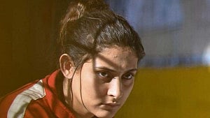 একটি বিশেষ সিনেমা, আপনার মাকে সঙ্গে নিয়ে আসুন...