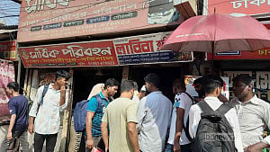 ঈদযাত্রা: সায়দাবাদ টার্মিনালে নেই ‘চেনা রূপ’