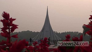 Tarique pays tribute at National Memorial