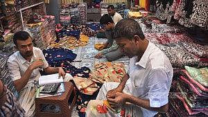 Slow sales worry Khalifa Patti tailors