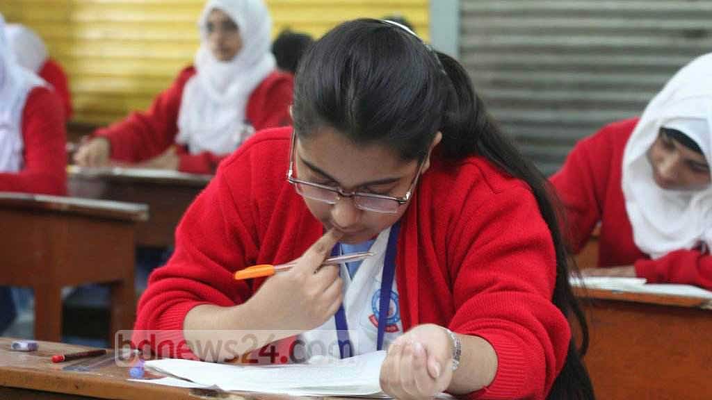 Students feel like ‘guinea pigs’ after curriculum shift and early SSC exam p