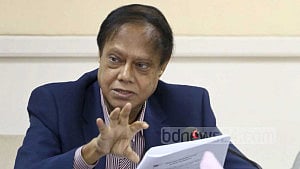 Governor slates businesses for 'puppet-like' conduct