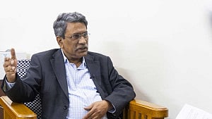 সংসদে সংস্কার প্রস্তাব বাস্তবায়নের নিশ্চয়তা দিতে হবে: আলী রীয়াজ