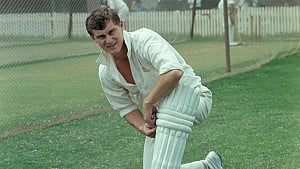 Cowper, first Test triple-centurion on Australian soil, dies