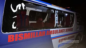 Ambulance carrying body robbed in Brahmanbaria, 9 injured