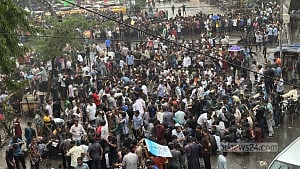Chhatra Dal rally in Shahbagh amid rain over Shammo murder