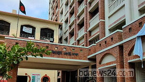 মক্কেলের জামিন নাকচ, বিচারককে ‘ফ্যাসিবাদের দোসর’ বললেন আইনজীবী