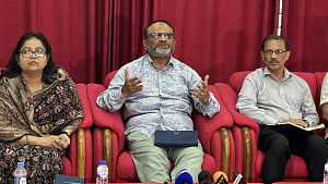 সাম্য হত্যা: ঢাকা বিশ্ববিদ্যালয়ে বৃহস্পতিবার শোক ও অর্ধদিবস ক্লাস-পরীক্ষা বন্ধ